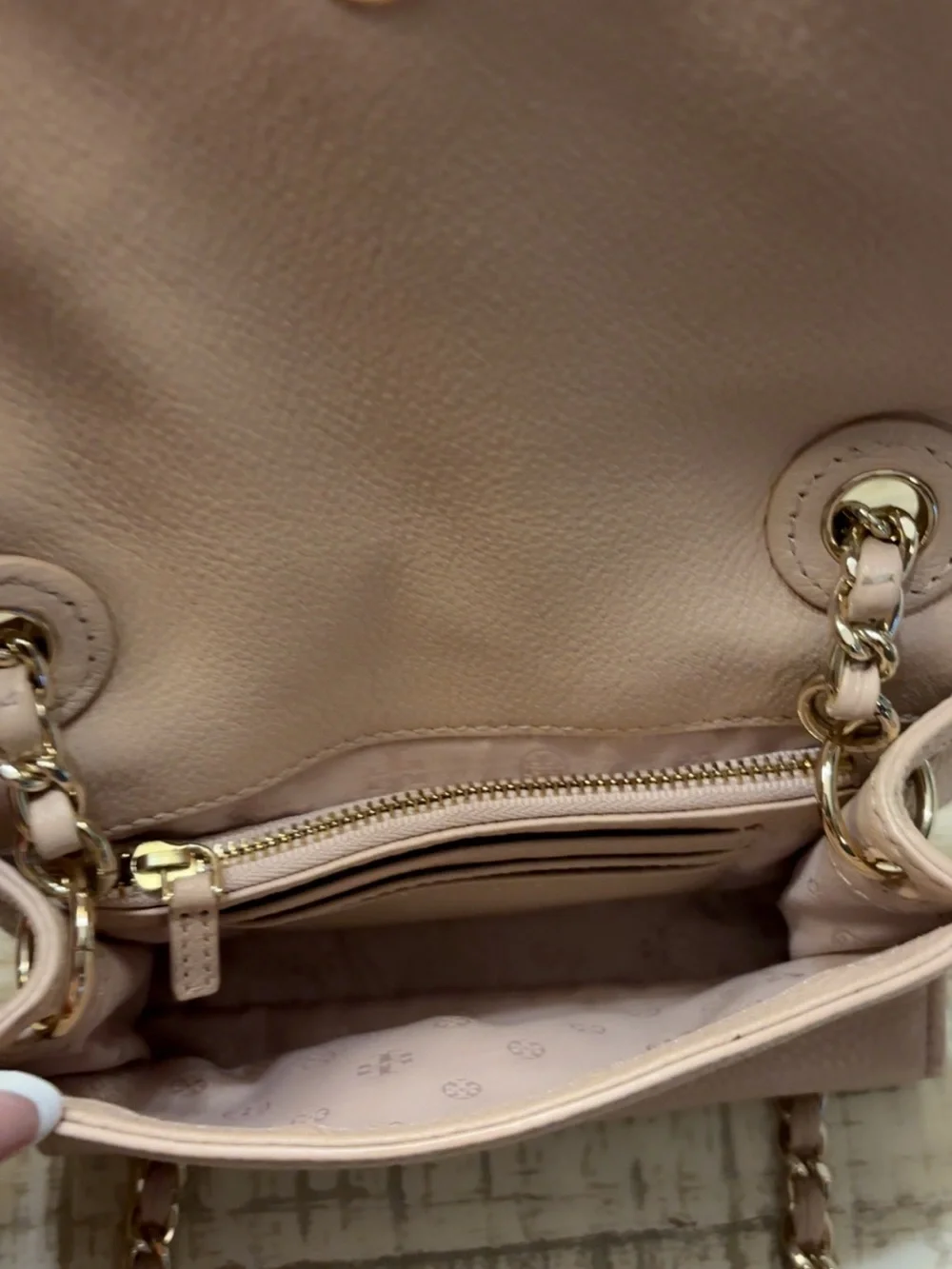 Like New ~Tory Burch Blush Whip Stitch Leather Chain Crossbody